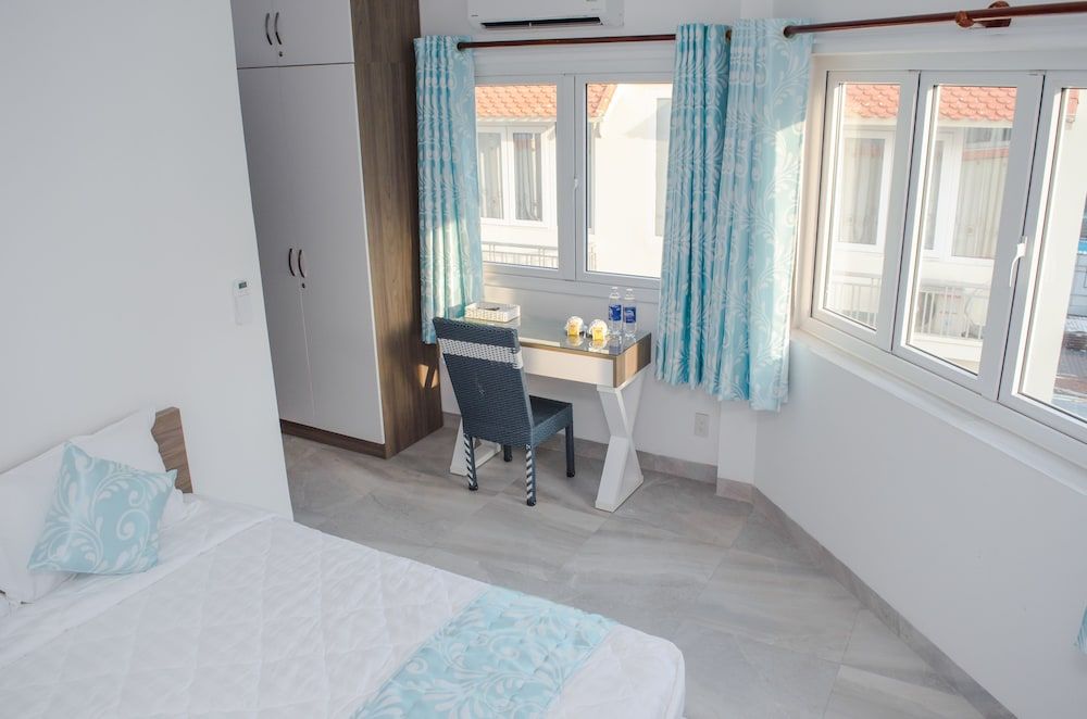 undefined LeBlanc Saigon 5