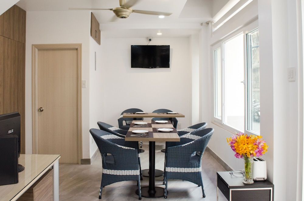 undefined LeBlanc Saigon 7