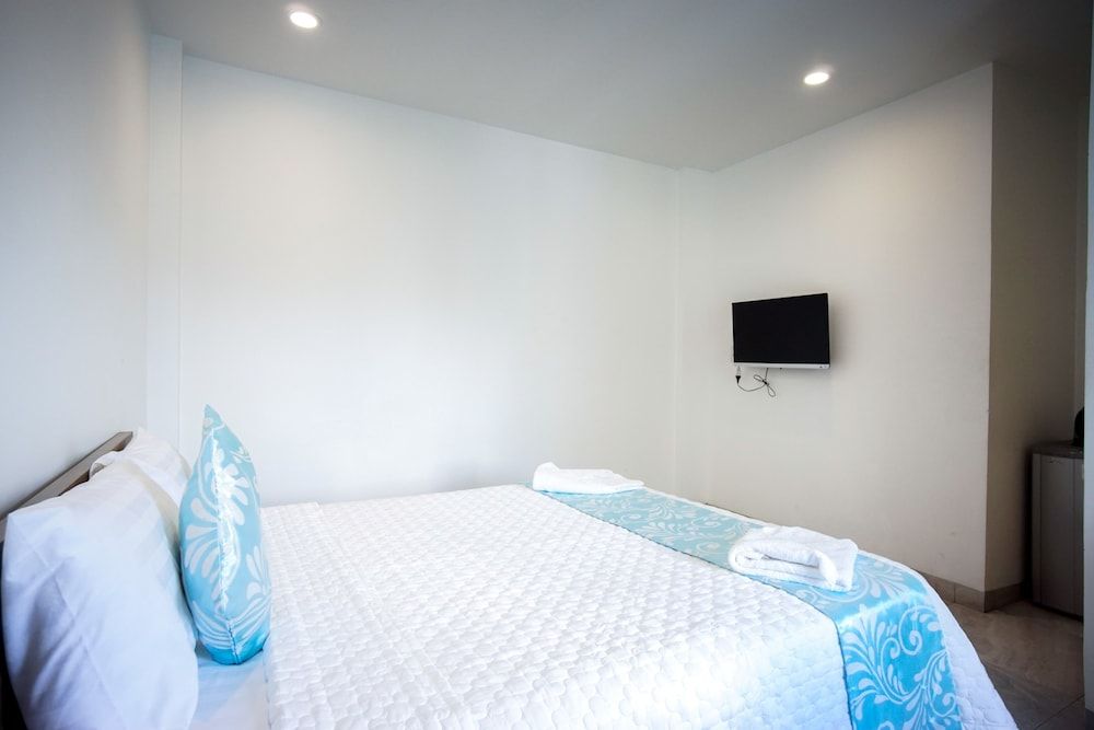 LeBlanc Saigon Scandinavian Double 9