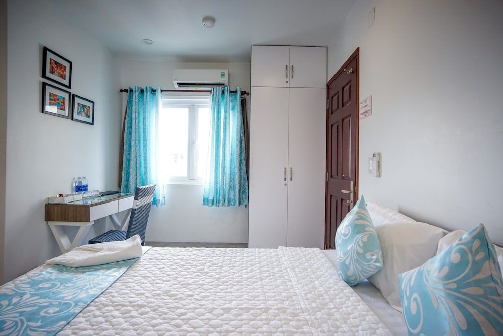 LeBlanc Saigon Scandinavian Double 6