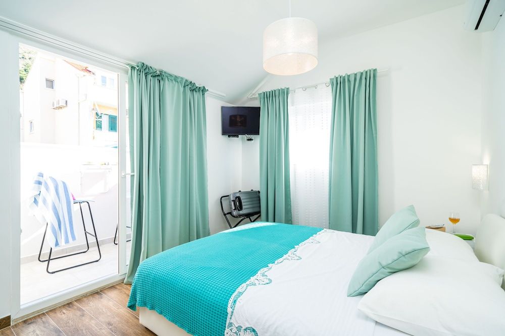 Jele Rooms Comfort Double Room 9