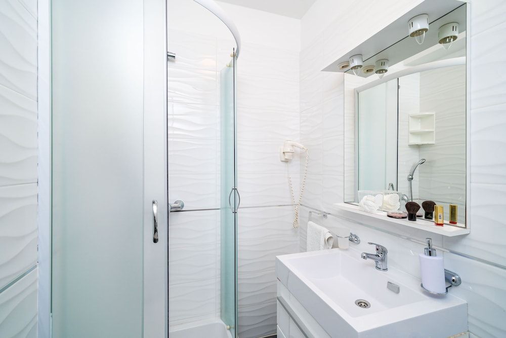 Jele Rooms Twin Room (Balcony & Shared Kitchen) 47