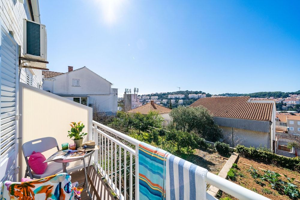 Jele Rooms Twin Room (Balcony & Shared Kitchen) 34