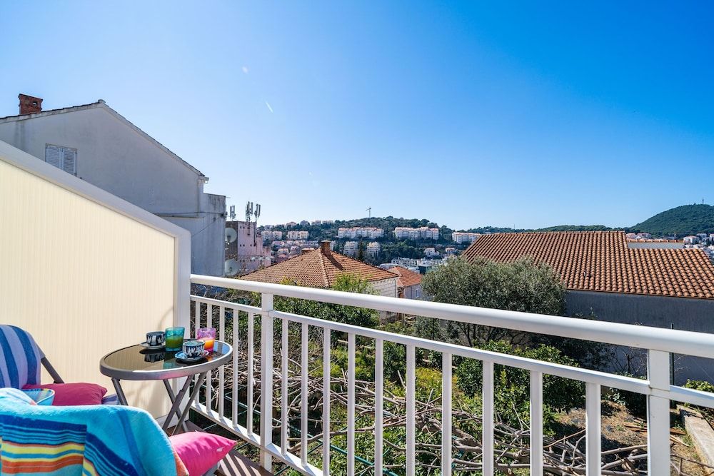 Jele Rooms Twin Room (Balcony & Shared Kitchen) 31