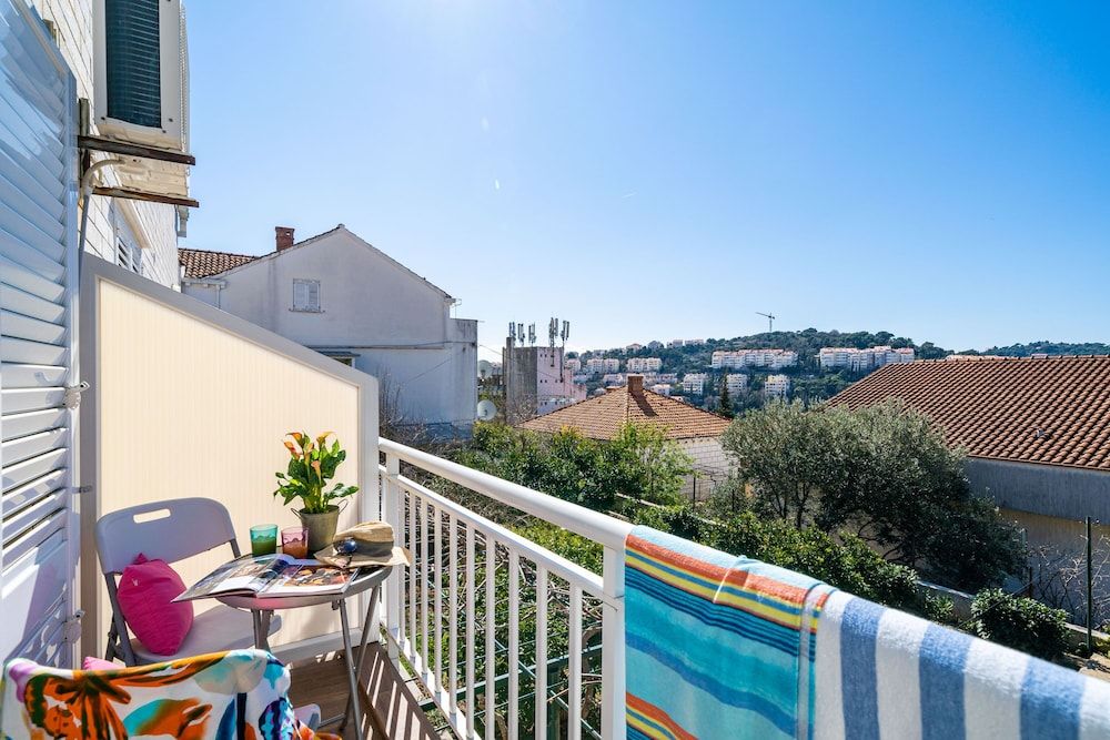 Jele Rooms Twin Room (Balcony & Shared Kitchen) 38