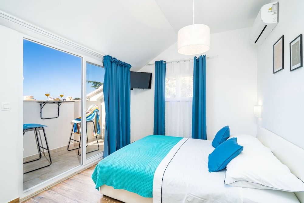 Jele Rooms Comfort Double Room 2