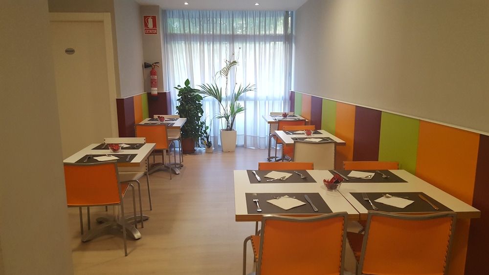 undefined Hostal Aslyp 114 8