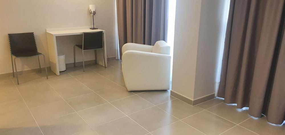 undefined Hostal Aslyp 114 10