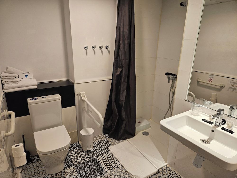 undefined Hostal Aslyp 114 8