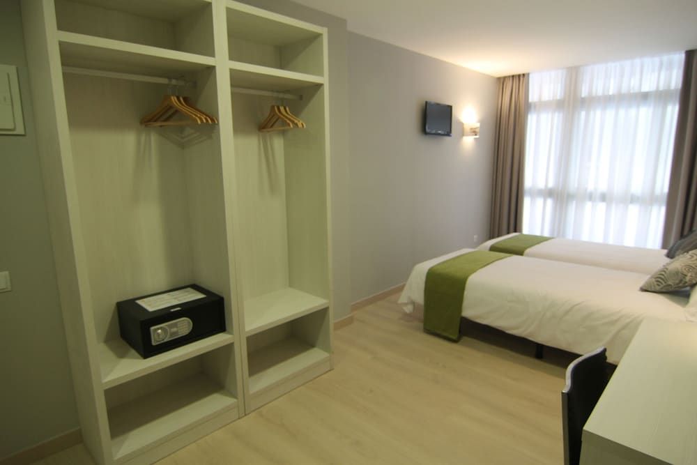 undefined Hostal Aslyp 114 5