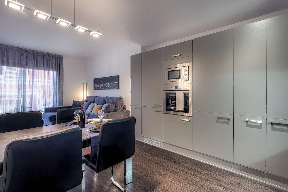 Aspasios Catedral Apartments Comfort Apartment, 1 Bedroom, Kitchen, City View 8