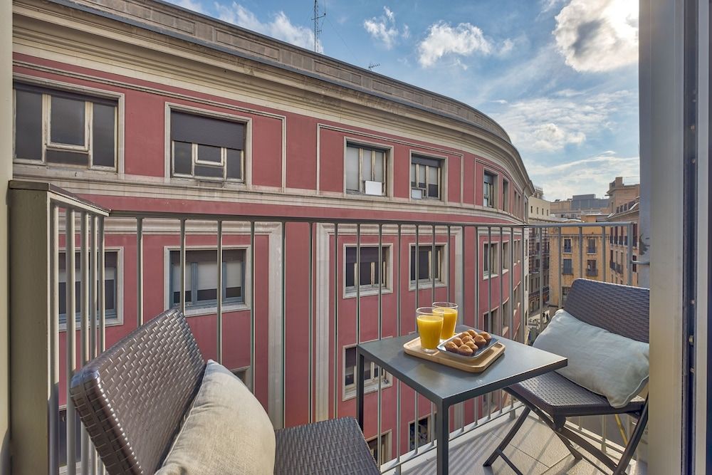 Aspasios Catedral Apartments Comfort Apartment, 1 Bedroom, Kitchen, City View 4