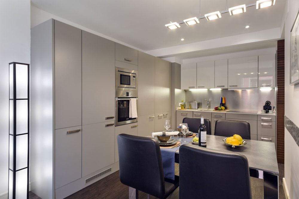 undefined Aspasios Catedral Apartments 7