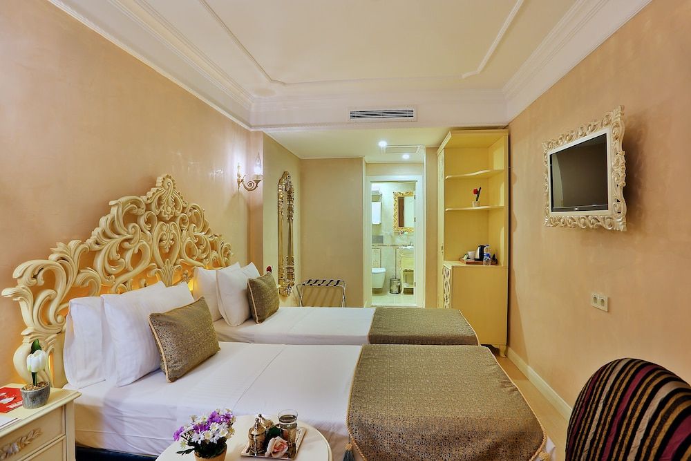 Edibe Sultan Hotel Superior Double or Twin Room, 1 Double or 2 Twin Beds, City View 2