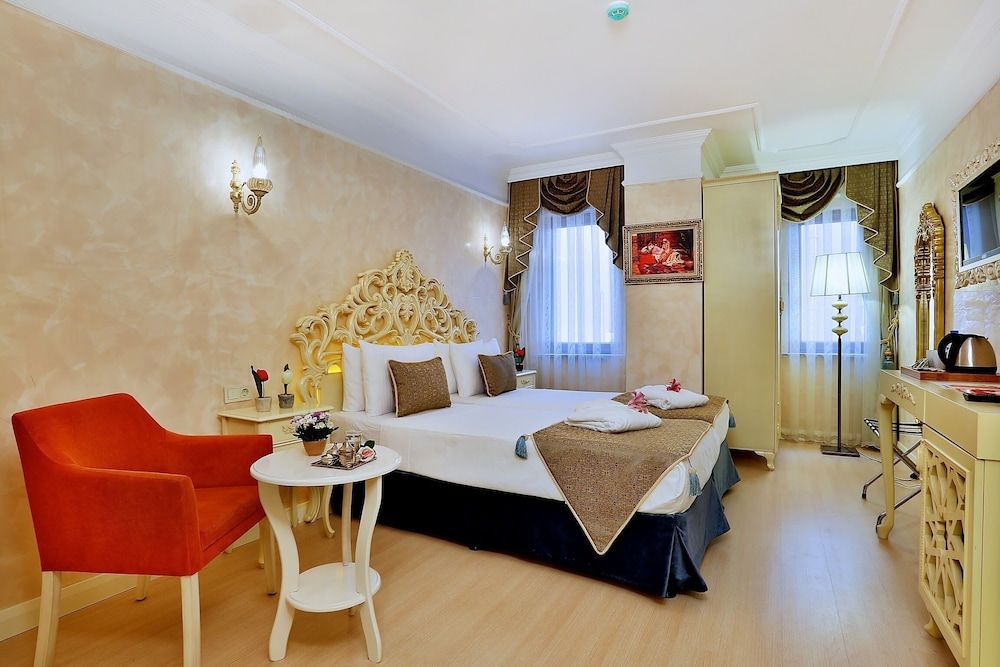 Edibe Sultan Hotel Superior Double or Twin Room, 1 Double or 2 Twin Beds, City View 9