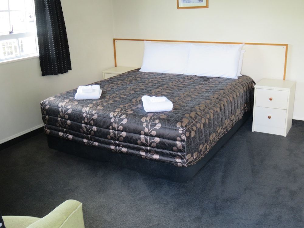 Admirals Motor Lodge Executive Studio 3