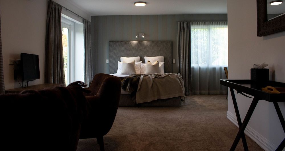 The Shotover Room