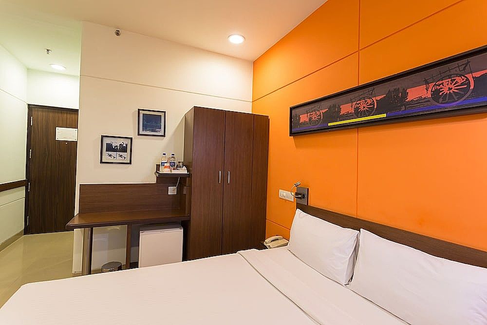 Ginger Jaipur Standard Twin Room 2