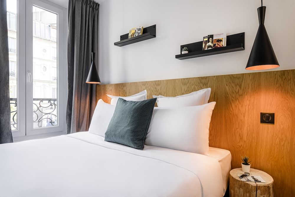 9Hotel Bastille - Lyon Classic Double Room, 1 Double Bed