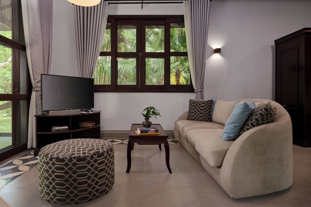 Samanea Beach Resort & Spa Deluxe Double Room (Double) 8