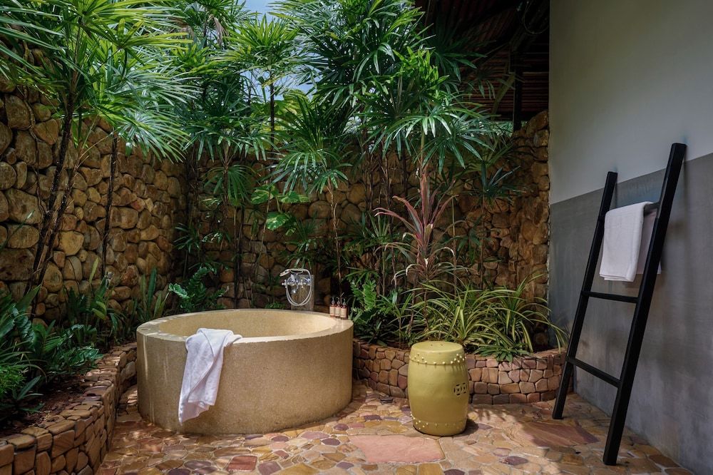 Samanea Beach Resort & Spa Deluxe Double Room (Double) 5