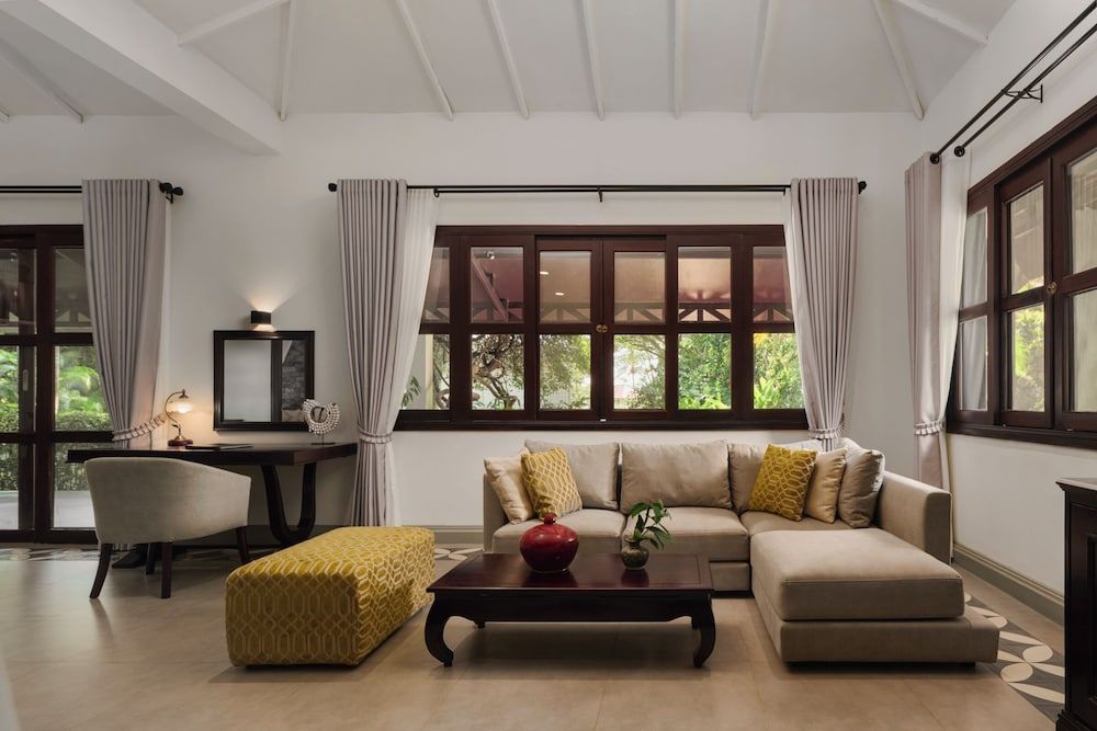 Samanea Beach Resort & Spa Family Suite (Suite) 8