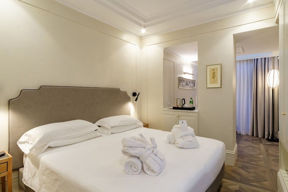 undefined Hotel Smeraldo