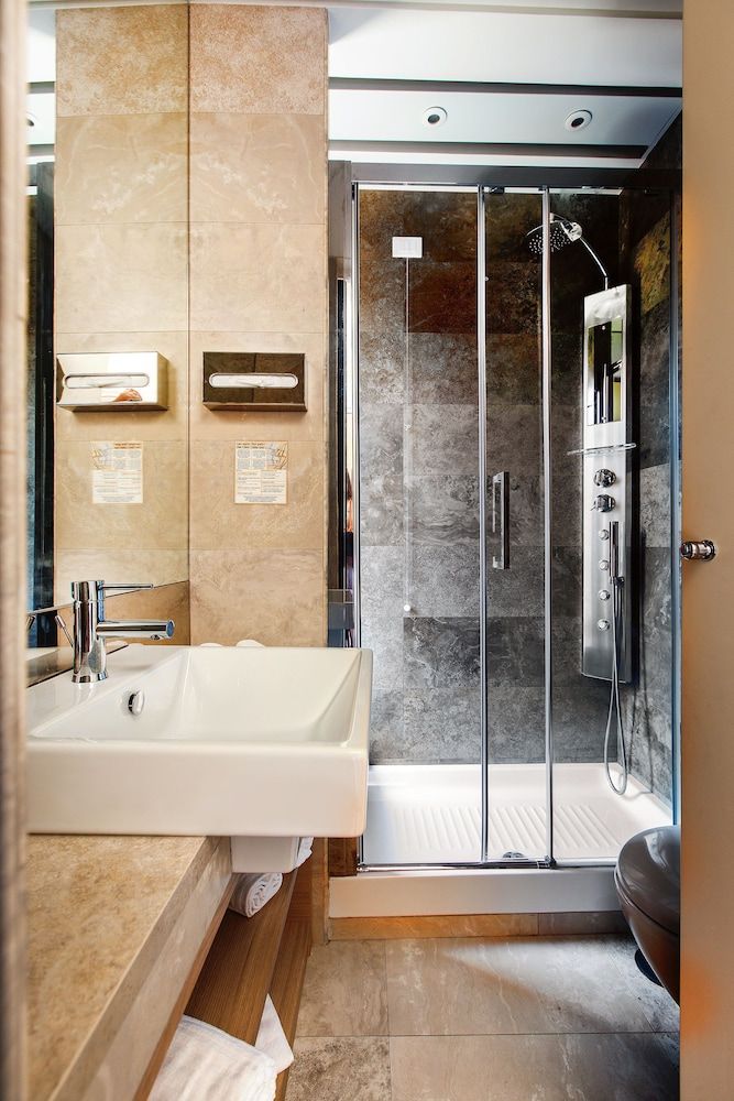 undefined Hotel Smeraldo 7
