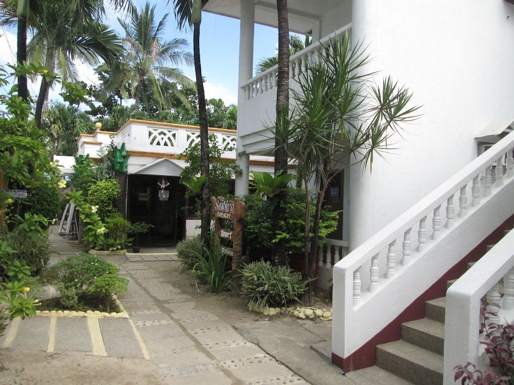 undefined Seabird International Resort 3