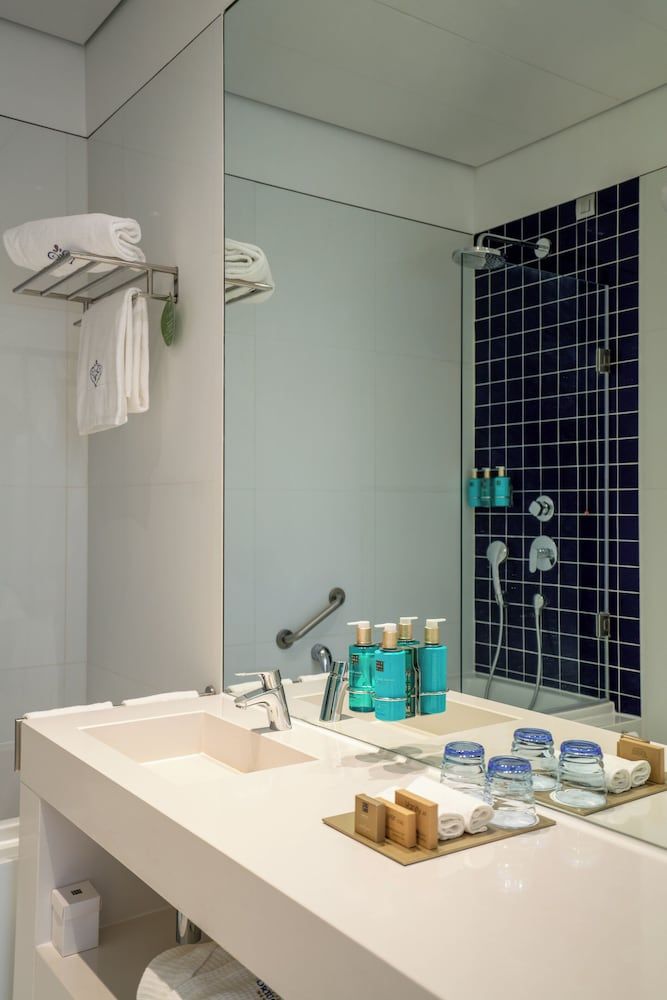 Portugal Boutique Hotel Standard Double or Twin Room 6