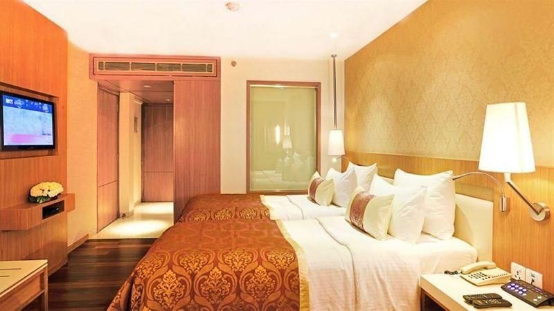 Deluxe Single Room