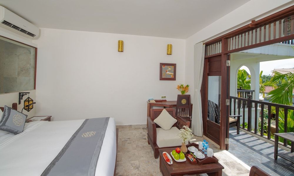 Legacy Hoi An Resort Superior Garden View with Balcony 4