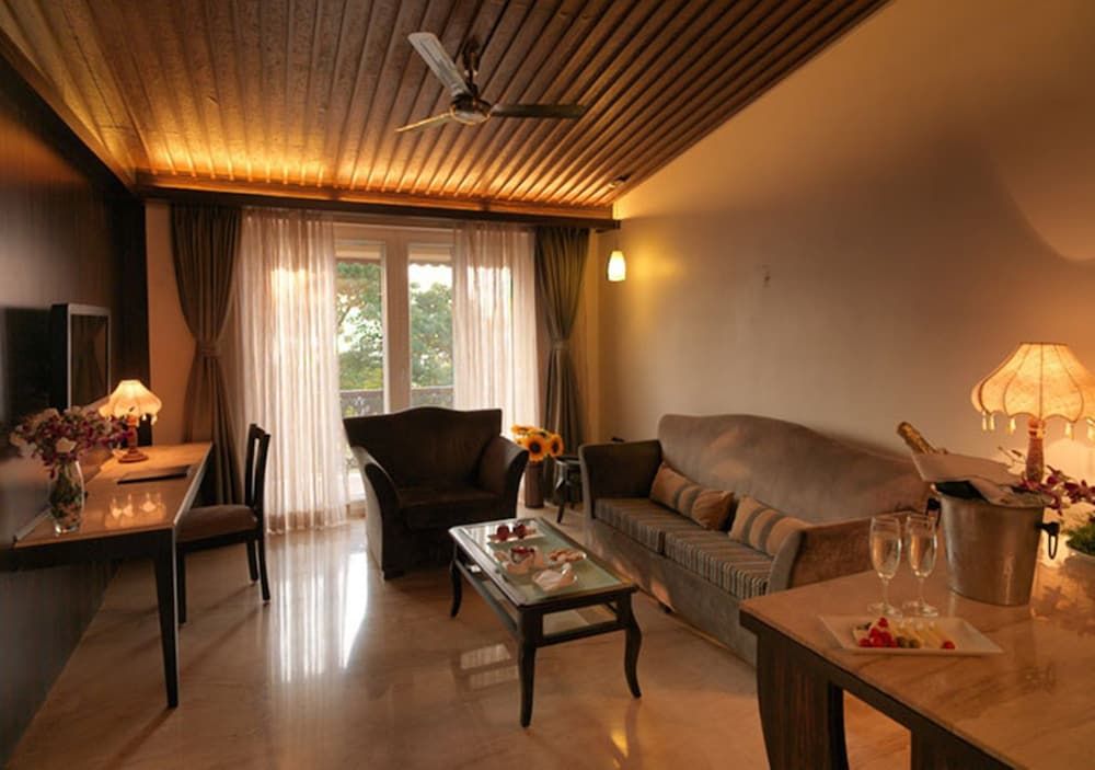 Regenta MPG Club Mahabaleshwar Family Suite 3