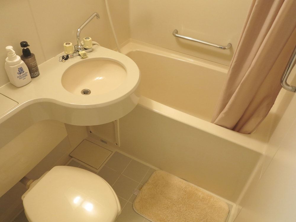 Kyoto Hana Hostel Japanese-Style Economy Double Room with Private Bathroom 3