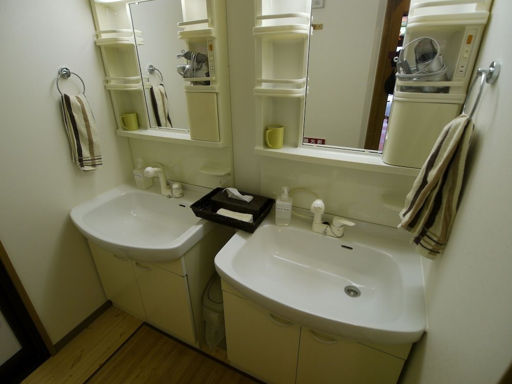 Kyoto Hana Hostel Japanese-Style Economy Room with Shared Bathroom 5