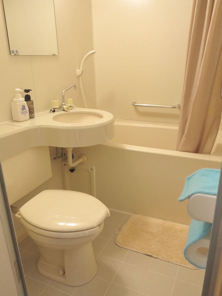 Kyoto Hana Hostel Japanese-Style Economy Double Room with Private Bathroom 4