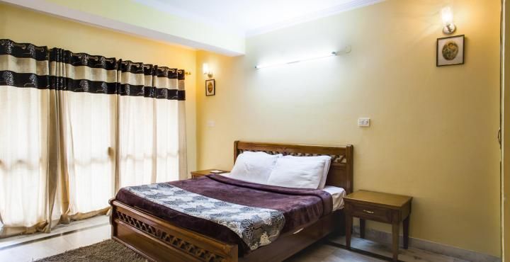 Dynasty Resort Executive Suite 13