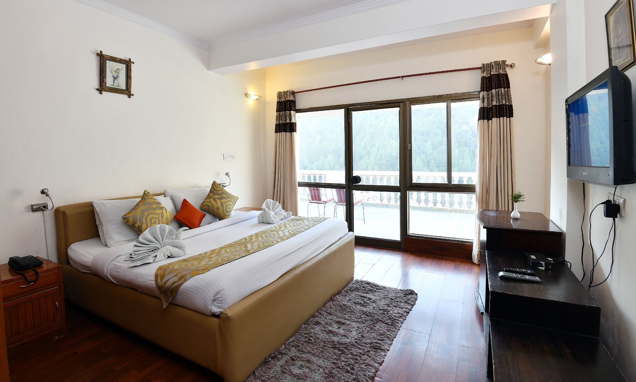 Dynasty Resort Executive Suite 9