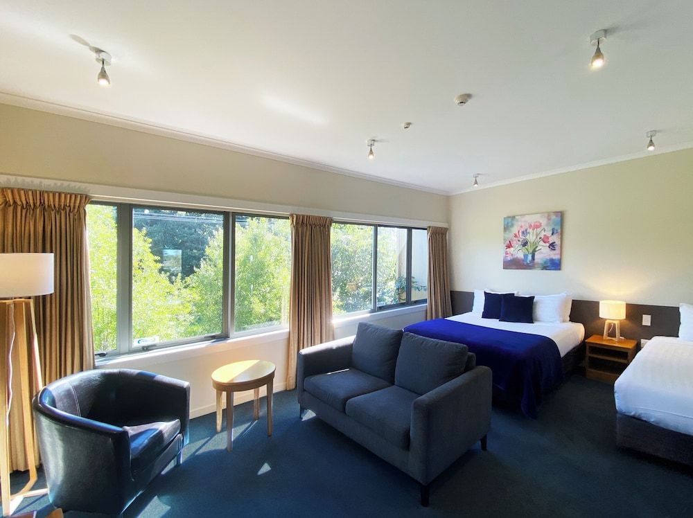 Saxton Lodge Executive Suite, 1 Bedroom 2