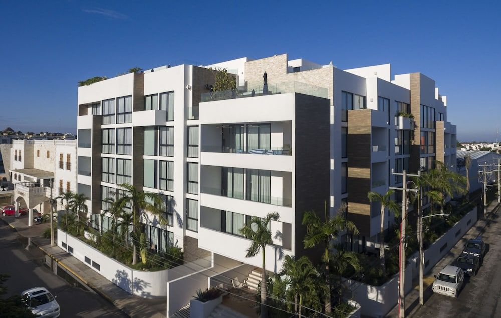 undefined Anah Suites 7