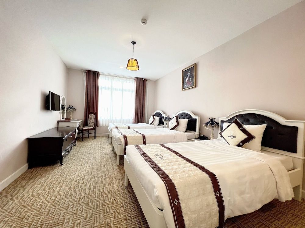 Ngoc Phat Dalat Hotel Standard Triple Room