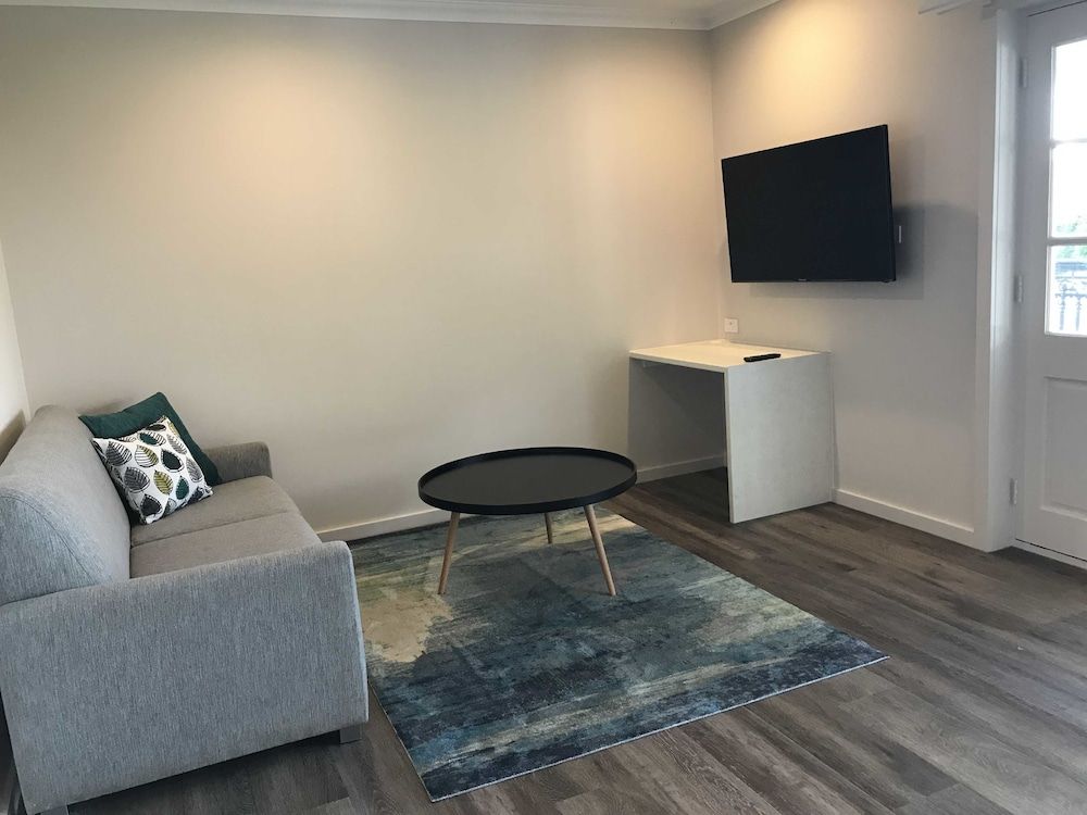 Clouds Montville Deluxe Apartment, 1 Bedroom, Balcony, Ocean View 3