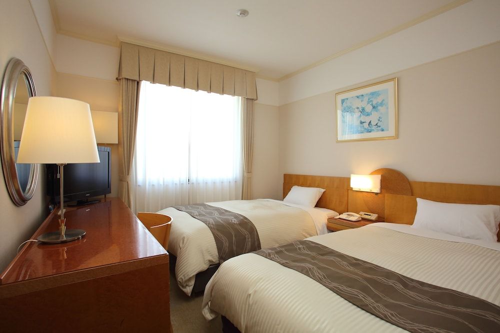 The Celecton Premier Kobe Sanda Hotel Run Of the House 2