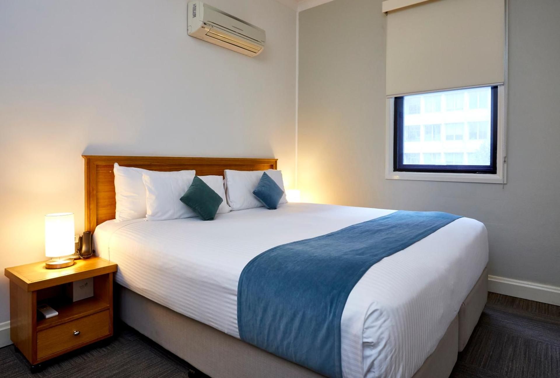 Hotel Sophia Economy Double Room with Shared Bathroom 3