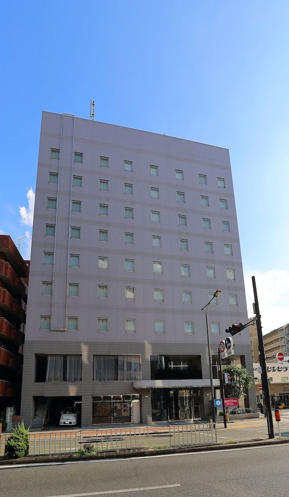 undefined SureStay Plus Hotel by Best Western Shin-Osaka 4