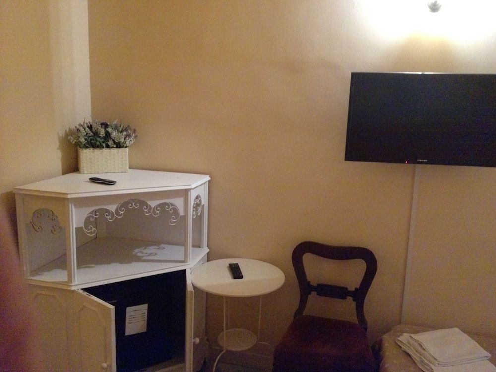 undefined Marta Guest House 9