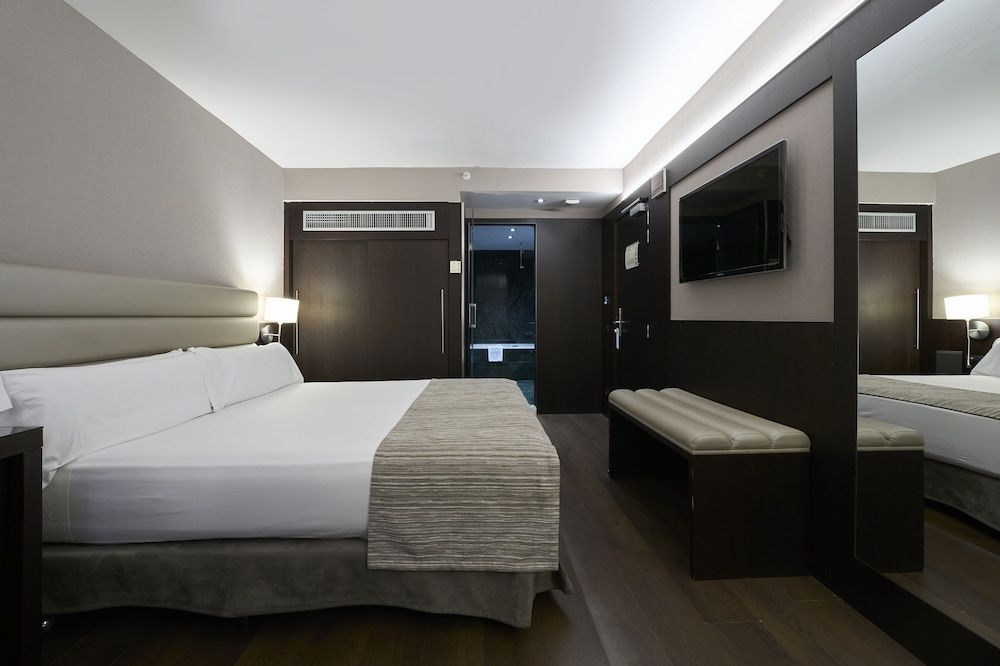 Catalonia Rigoletto Hotel Double Room 5