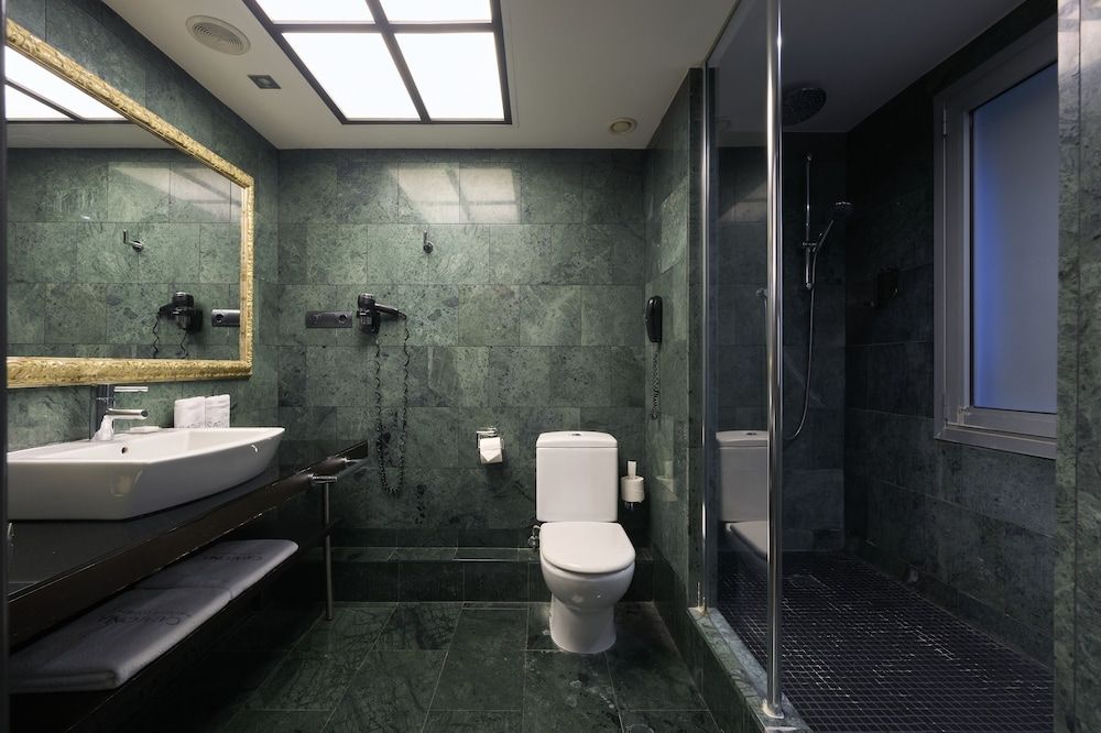 undefined Catalonia Rigoletto Hotel 5