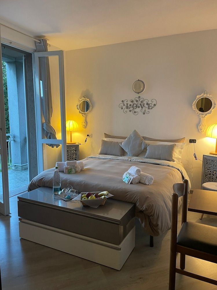 Hotel Mirabeau Economy Double Room