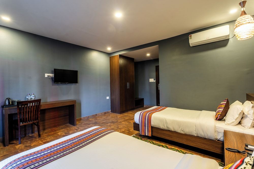 Hotel Yukhang Deluxe Twin Room 3